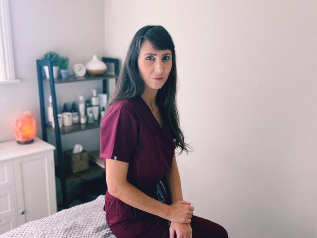 Hi! I'm Serenella, your therapist!